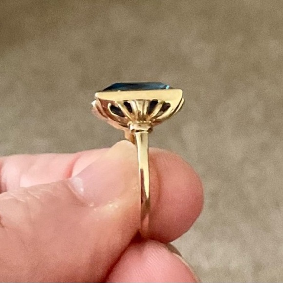 10k London Blue Topaz Yellow Gold Ring - Picture 4 of 12